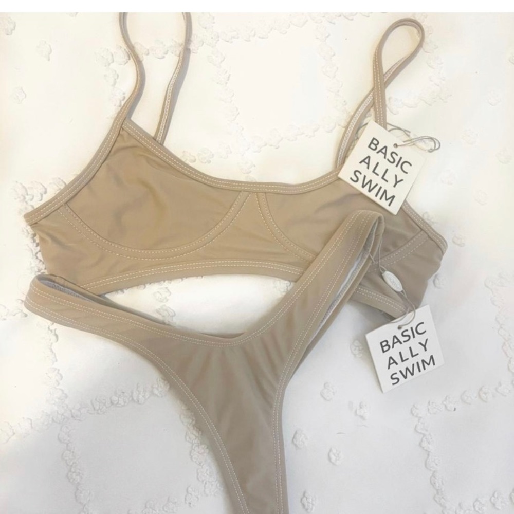 Basically swim new with tags tan suit originally 80 💜💜